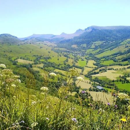 Domaine De La Chaux De Revel Country house Saint-Martin-Valmeroux